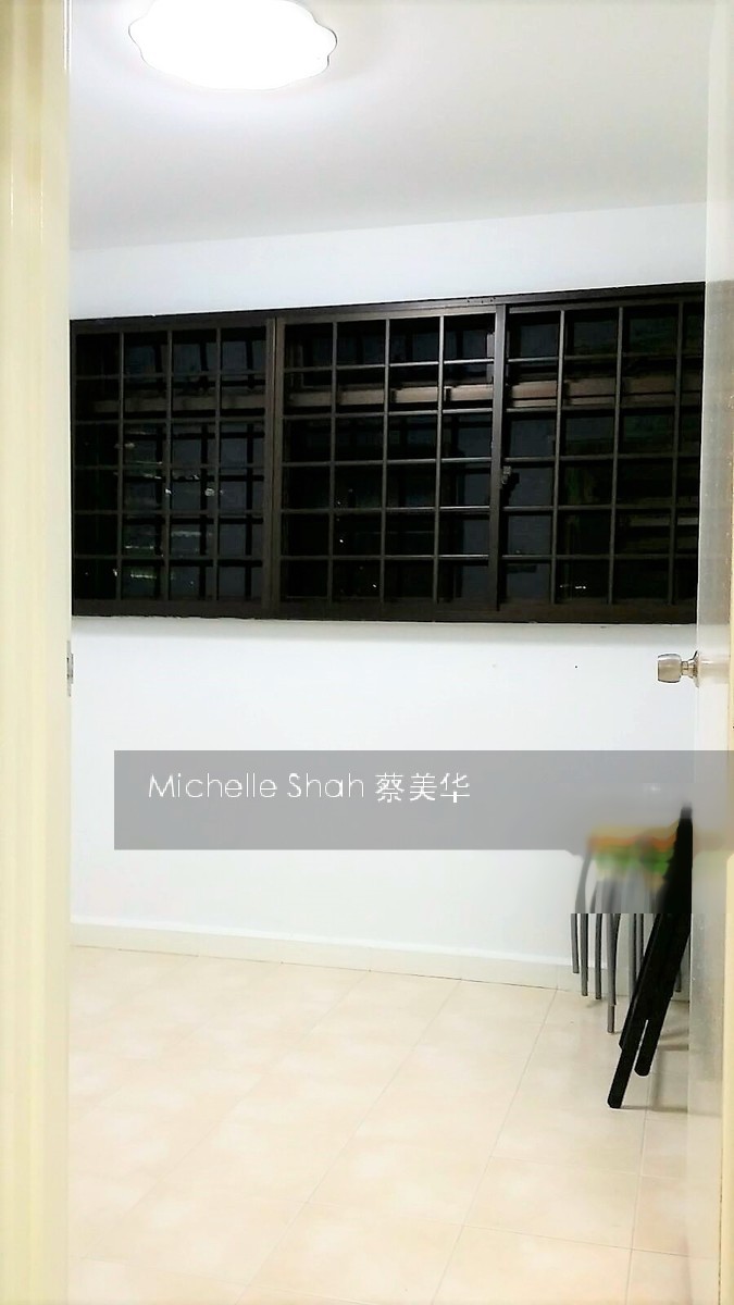 Blk 11 Holland Drive (Queenstown), HDB 3 Rooms #149668942